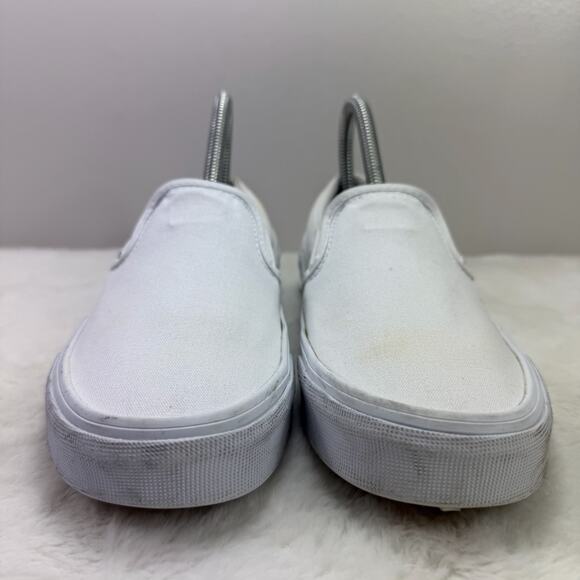 Vans Classic Slip‑On True White Women’s Size 7 Canvas Sneaker - Picture 3 of 10